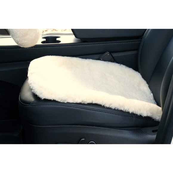 Natural Automotive Classic Sheepskin Chair Pad | 1-Piece | Beige - Picture 3 of 6